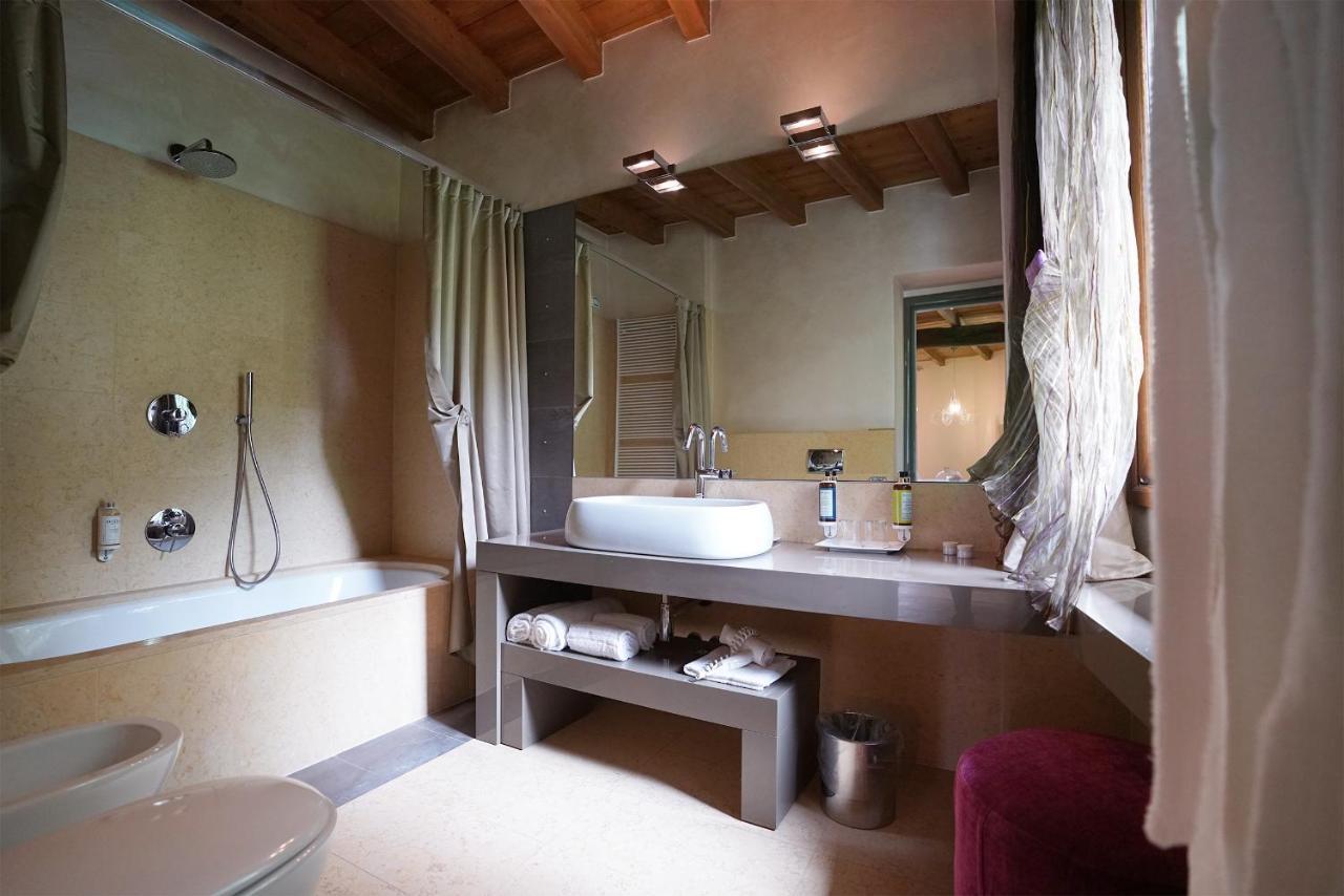 Arlate Il Portico - 1711 Luxury Guest House מראה חיצוני תמונה