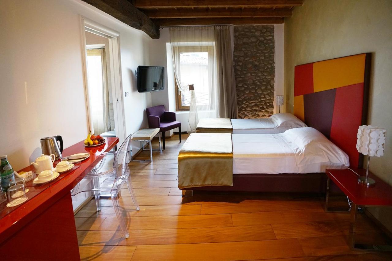 Arlate Il Portico - 1711 Luxury Guest House מראה חיצוני תמונה