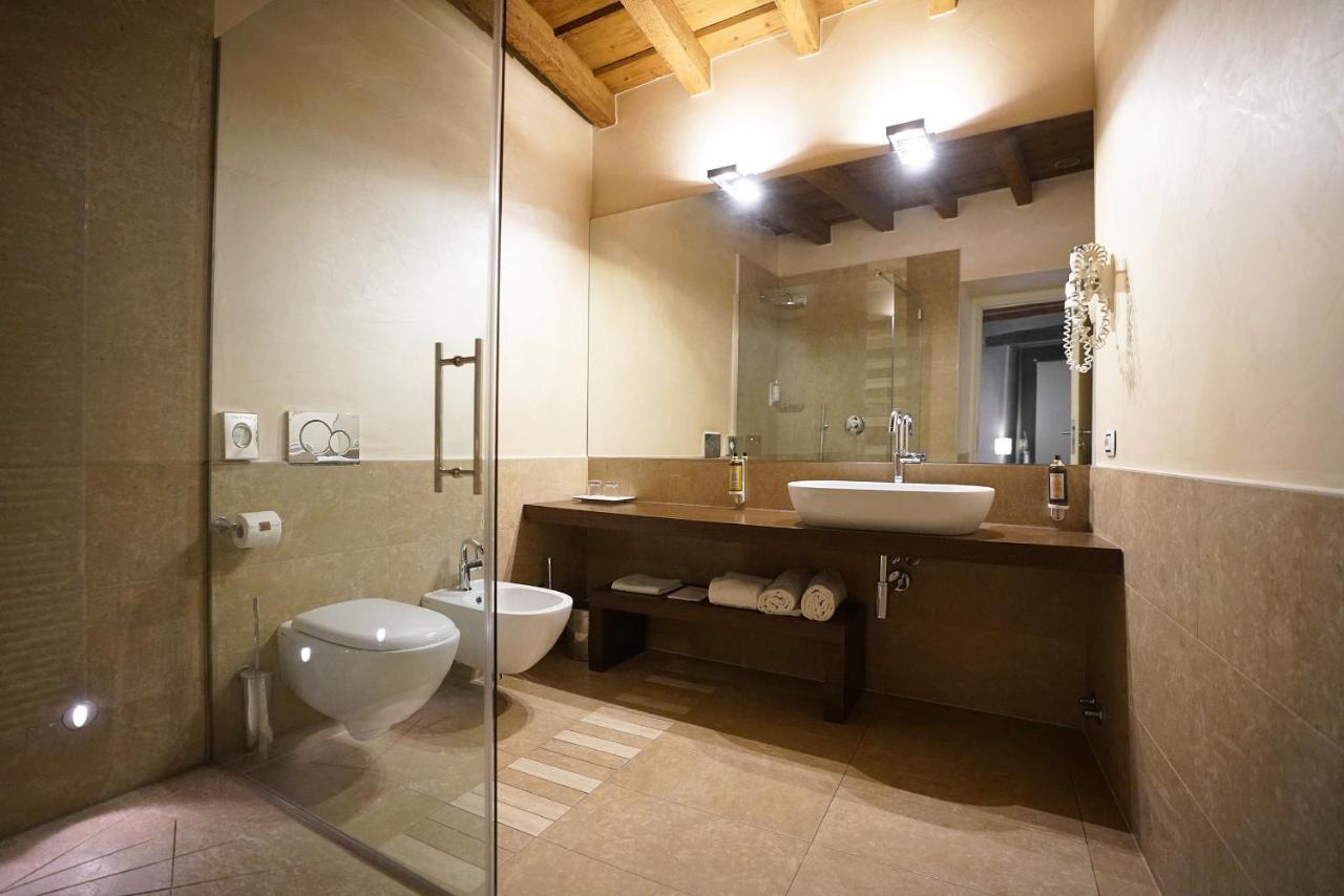 Arlate Il Portico - 1711 Luxury Guest House מראה חיצוני תמונה